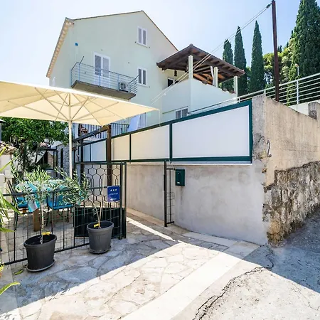& Sunset - One Bedroom With Terrace And Garden View Apartment Dubrovnik